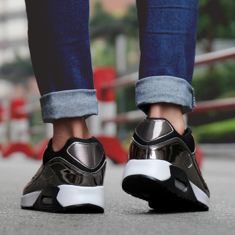 Women‘s Air Booster Walking Shoes Shiny Black