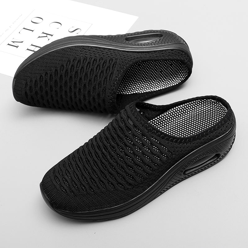 Softsfeel Women's Relieve Foot Pain Perfect Walking Sandals - Black