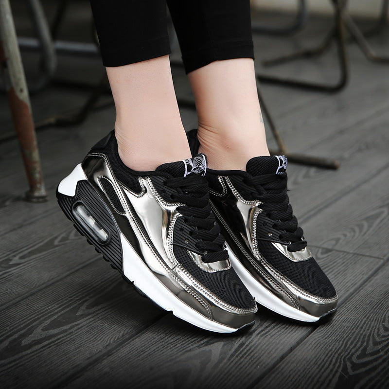 Women‘s Air Booster Walking Shoes Shiny Black