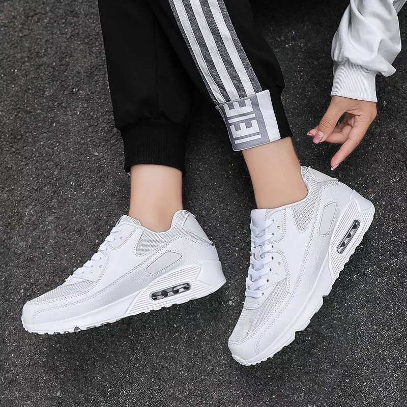 Women‘s Air Booster Walking Shoes White
